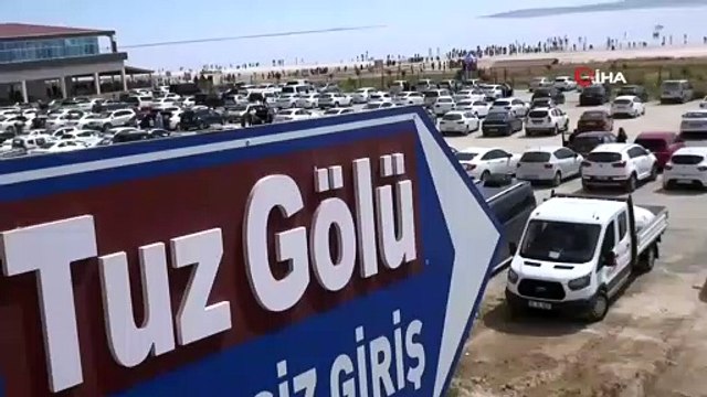 Tuz Gölü’nde Yoğunluk Sahilleri Aratmıyor