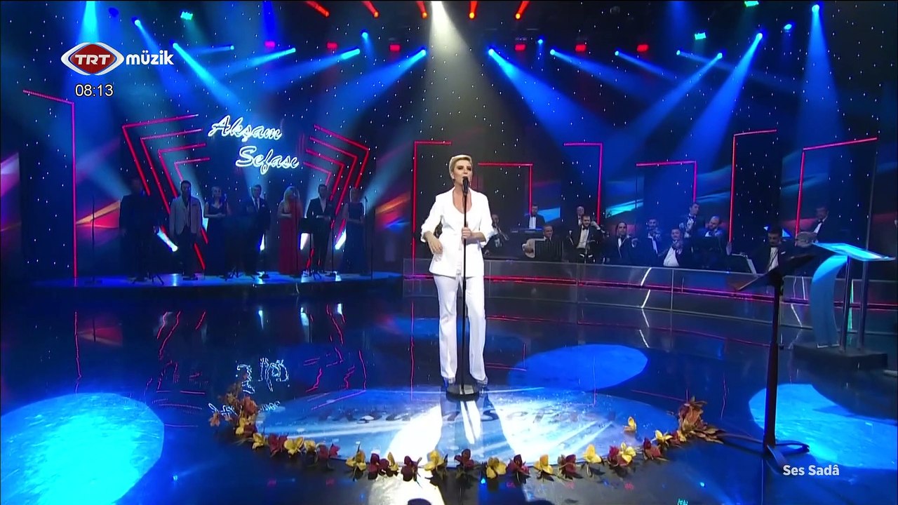 Ayşe Ekiz : Gündüzüm Seninle