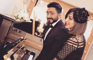 تامر حسني يمازح زوجته بسمة بوسيل بطريقة مفاجئة أحرجتها أمام الكاميرا
