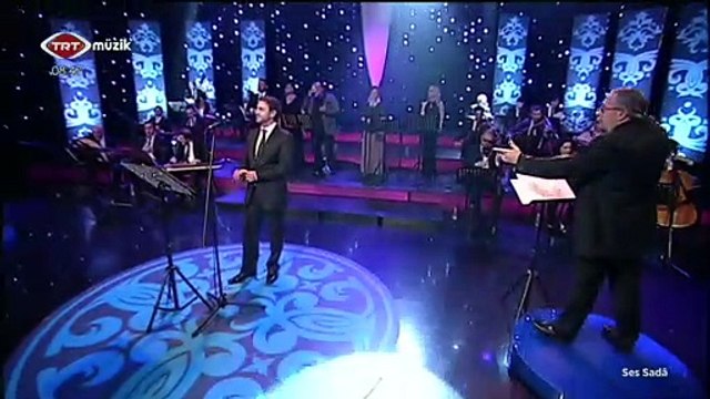 Teoman Volkan Özselçuk : Mevsimler Kıskanır Seni Kendinden