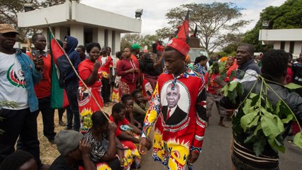 Malawi protests: Opposition demands president's resignation