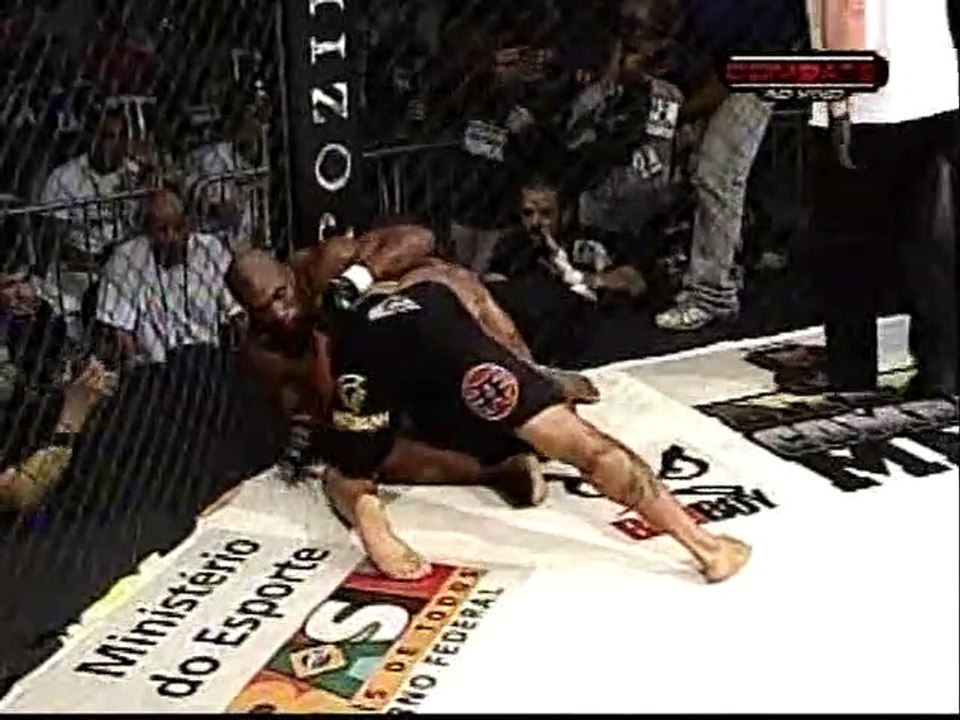 Ricardo Arona vs Marvin Eastman