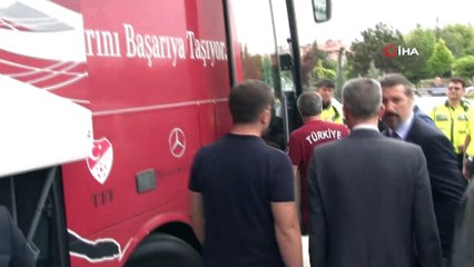 A Milli Takım, İzlanda'ya gitti