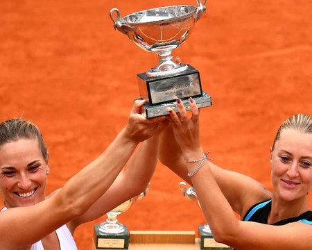 Roland-Garros - Mladenovic : Incroyable de gagner ici avec ma meilleure amie