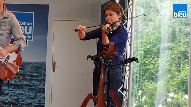 H comme ArnoH sur les terrasses Live de France Bleu Normandie