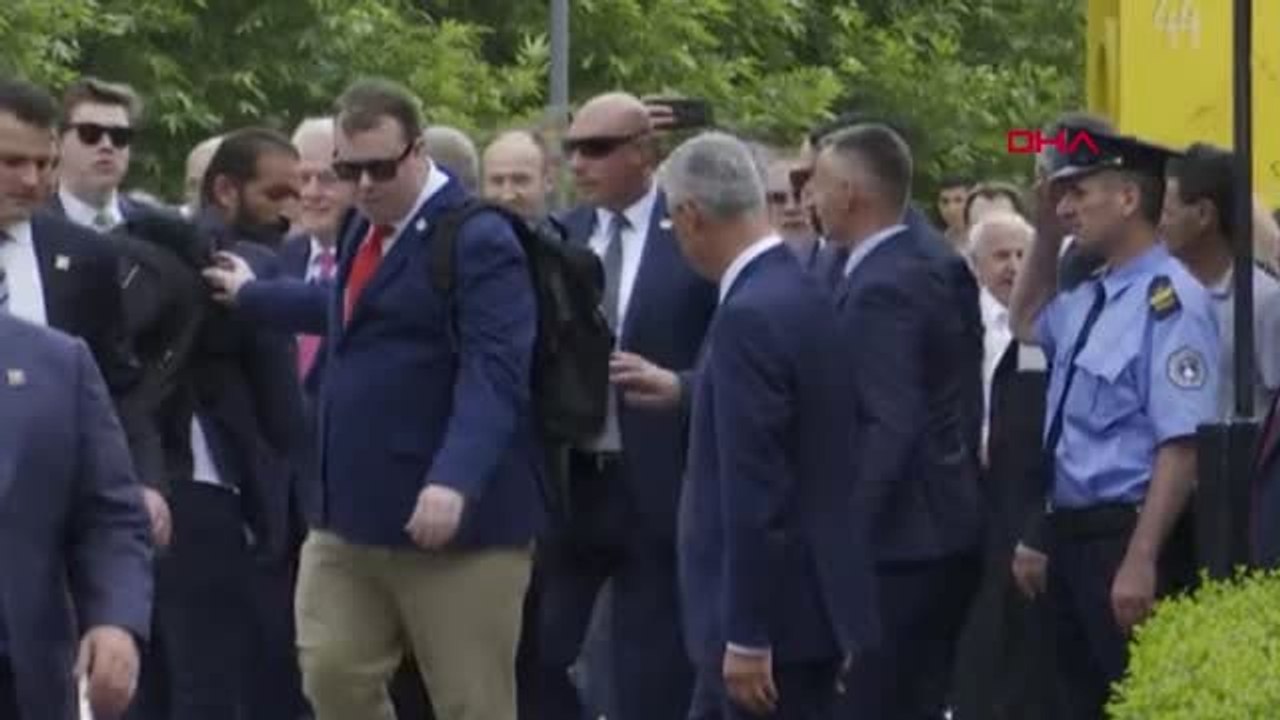 DHA DIŞ - Bill Clinton'a Kosova'da 'Cumhurbaşkanlığı Nişanı' verildi