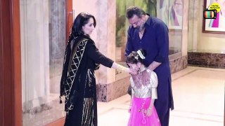 Sanjay-Dutts-FUNNY-Moments-With-Reporters-At-Diwali-Party