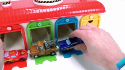 Disney Cars Color Changing Toys & Monster Truck Jam!