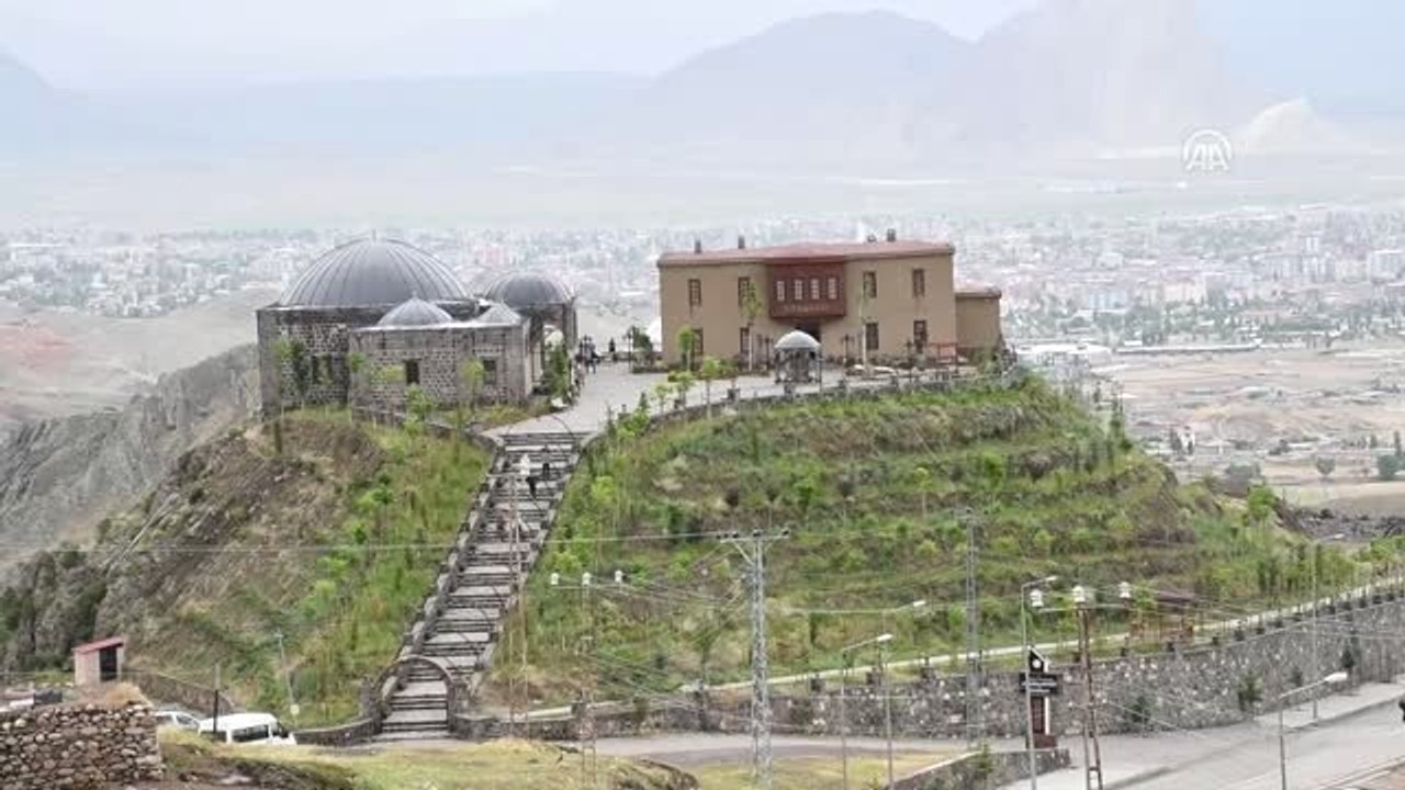 Bayram tatilinde 3 bin yıllık tarihe ışık tutan müzeyi keşfettiler