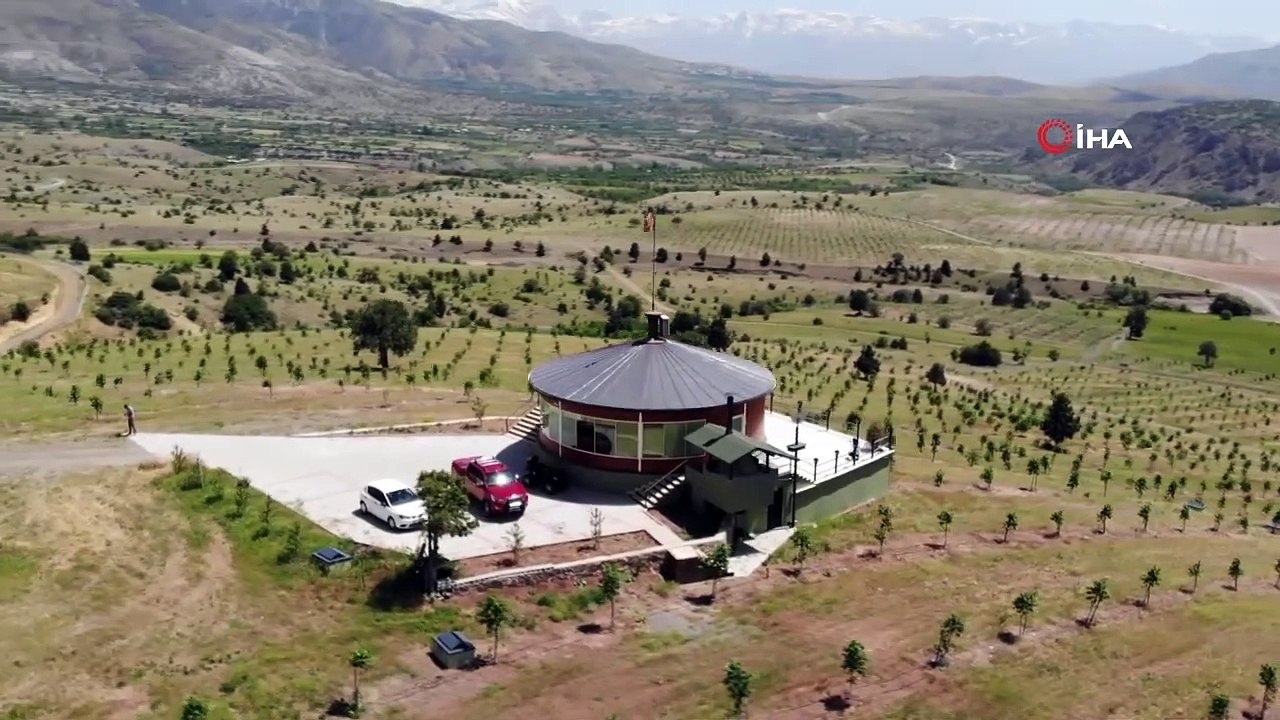Dağ Başında 360 Derece Dönen Ev