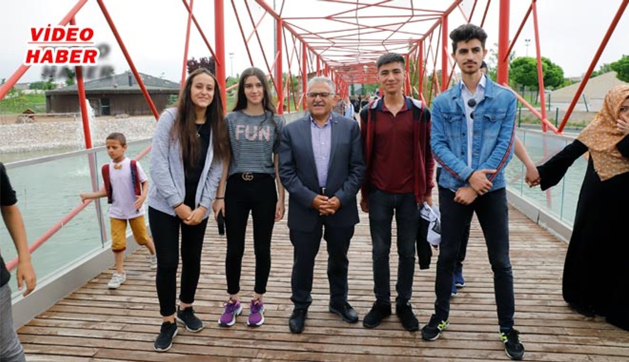 (10 Haziran 2019) BAŞKAN BÜYÜKKILIÇ, HARİKALAR DİYARI'NDA  ANADOLU HARİKALAR DİYARINI 9 GÜNDE 50 BİN KİŞİ ZİYARET ETTİ