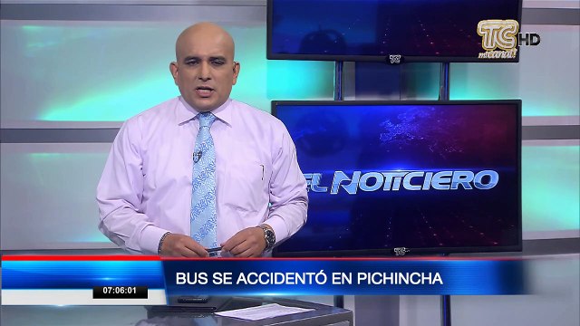 Varios heridos tras accidente de bus en Pichincha