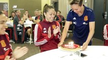 La Selección Española Celebra el Cumpleaños de Lola Gallardo