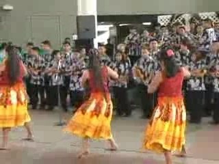 Waiakea Intermediate Ukulele Band- Cruizin with Hillary seg