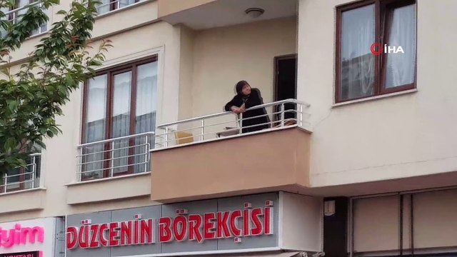 Evde mahsur kaldı yardımına itfaiye ve polis koştu