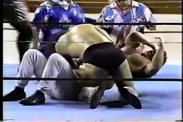 Bruiser Brody Keith Hart Jeff Mcgruder  vs The Sheik Mark Lewin Kamalamala (Barbed Wire Match)