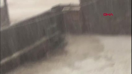 SİVAS Altınyayla'da şiddetli dolu hayatı olumsuz etkiledi