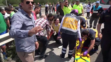 Kazada yaralanan baba, ölen oğlunun başından ayrılamadı