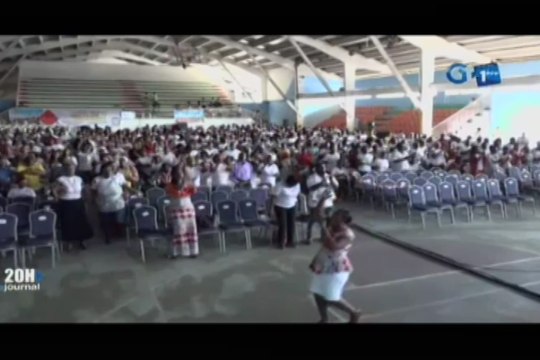 RTG/Célébration de la Pentecôte chez les chrétiens - 1ere édition du cénacle à la paroisse Saint Jean Baptiste de Nzeng-Ayong