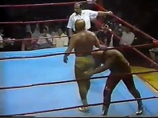 Solar I & II vs. El Supremo & Hijo del Gladiador (05-11-90)