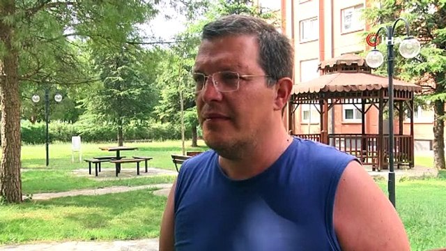 12 saat yüzerek hayatta kaldı, kurtuluş sevinci yarım kaldı