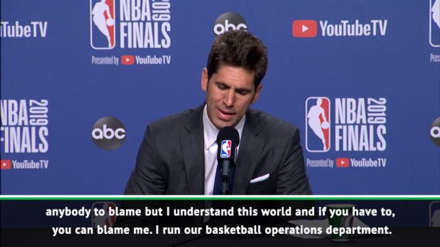 Warriors GM holds back tears defending decision to play Durant