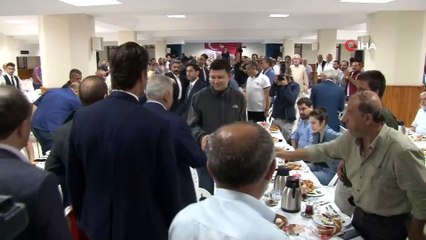 Binali Yıldırım: 'Ortada bir mağdur var o da İstanbul ve esnaftır'