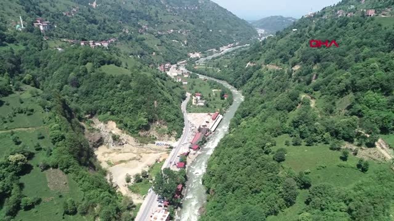 RİZE Fırtına Vadisi'nde kaçak yapıların yıkımı başladı