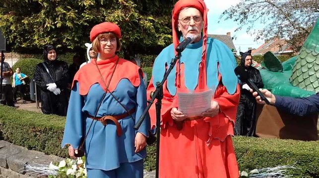 Bon temps Avec Gilles de Chine et La Pucellette à Waslmes . Vidéo Éric Ghislain Waames.VideoEric Ghislmes. .Video Eric Ghislain Q