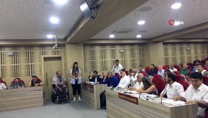 Meclis toplantısında sert tartışma, Başkan meclis üyesini dışarıya çıkarttırdı