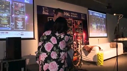 Luz Casal, orgullosa de su trayectoria, anima a Sara Carbonero