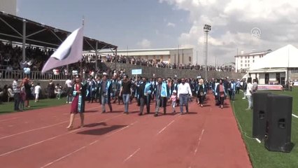 BEÜ'de bin 600 öğrencinin mezuniyet heyecanı