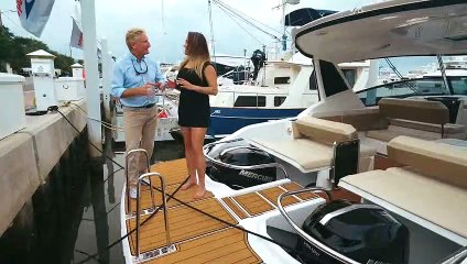 Features of the Aquila 32: The Amazing Powered Swim Platform