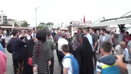 Çavuşoğlu, Beyoğlu'nda esnafı ziyaret etti - İSTANBUL