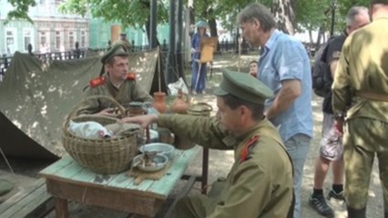 Festival de reconstrucción histórica busca cambiar la agitada vida de Moscú