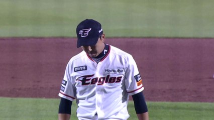 정우람, 투수 최연소 800경기 출장...150세이브 / YTN