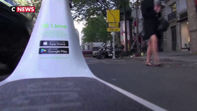 Paris : un conducteur de trottinette électrique meurt percuté par une camionnette