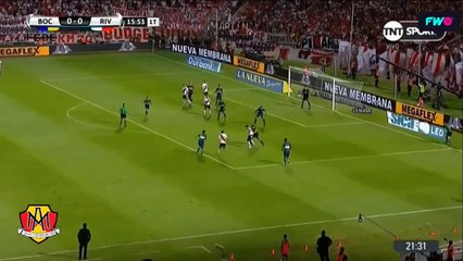 Polémica en el VAR: el penal de Cardona a Nacho Fern{andez en la Supercopa