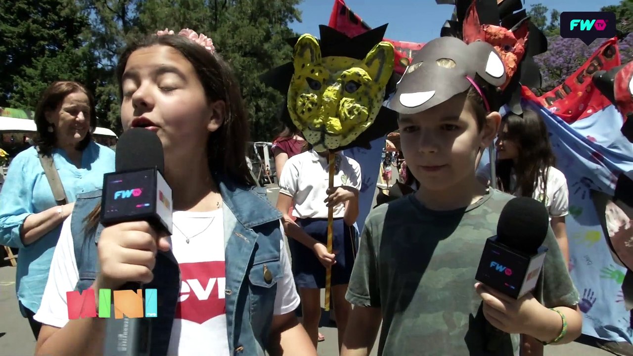 Adivinanzas en el desfile de máscaras