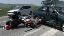 Report TV - Aksident në Lezhë, motori përplaset me makinën, dy të plagosur