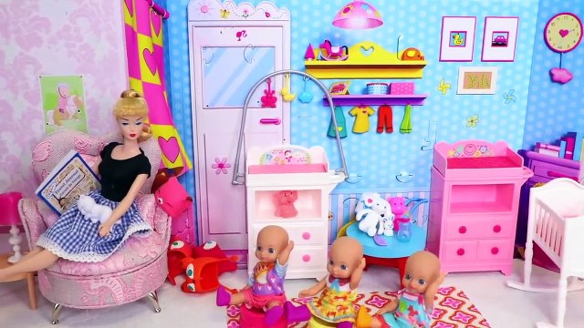 Barbie Girl and Baby Doll Babysitter Toys Play!