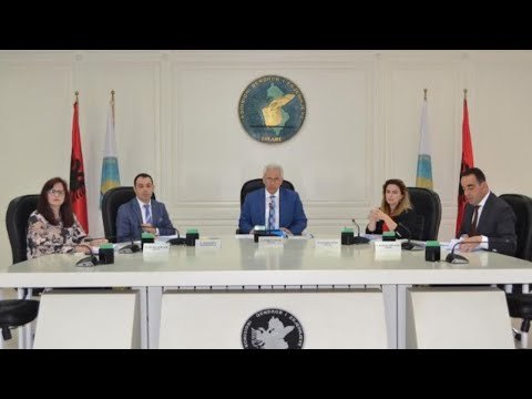 RTV Ora - Anëtarët e PS-së në KQZ refuzojnë Metën në KQZ: Zgjedhjet do të mbahen