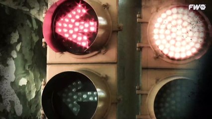 El Pollo Álvarez se revela contra las corbatas de Agapornis - Urban #18