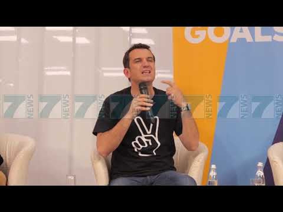 VELIAJ IRONIZON BASHEN DHE BERISHEN, «POLITIKANE TE RENE NGA VAKTI» - News, Lajme - Kanali 7