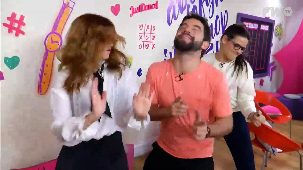 AGUS SIERRA FIN DE AÑO - baile de agus mica y cande