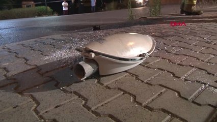 SANCAKTEPE'DE OTOMOBİL TAKLA ATTI: BİRİ AĞIR, 2 YARALI