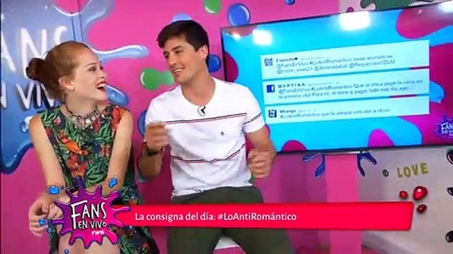 Blooper la jogineta de Mica cuando llega a la casa + coco cortandose las uñas - Fans en Vivo #204
