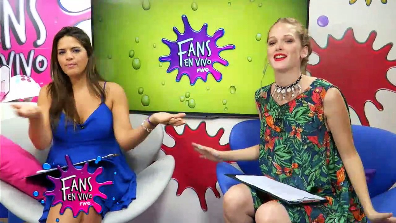 Blooper las chicas se vuelven locas con el test de revista - Fans en Vivo #204