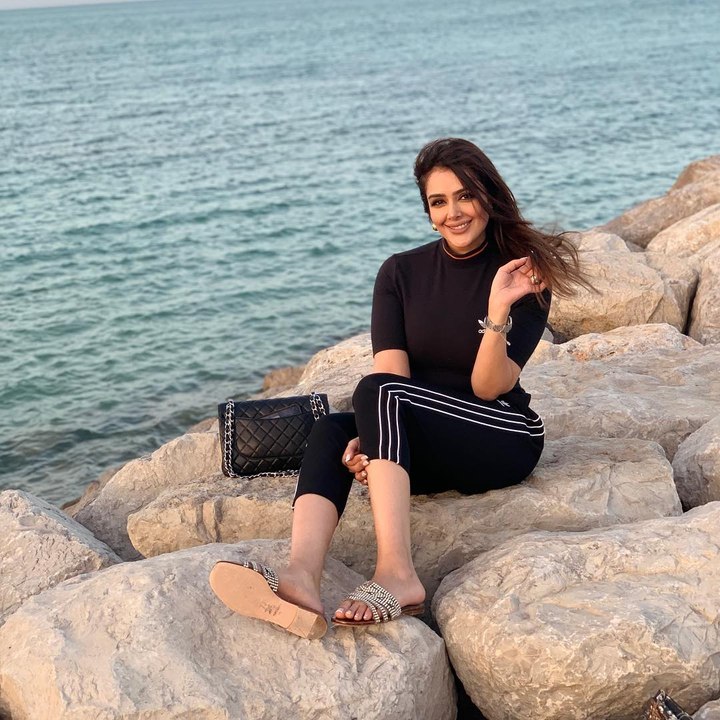 شاهدوا المذيعة الكويتية ريم النجم تستفز الجمهور...