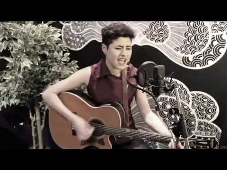 Montaigne – 'Clip My Wings' (BRAG Sound Sessions)
